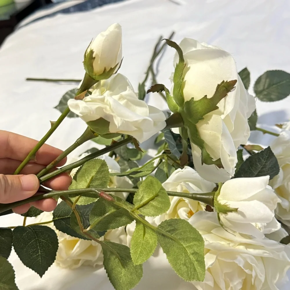 4 PCS Rose Artificial Flowers, White Roses with Stems